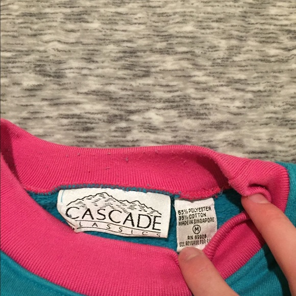 Vintage Cascade Classics single stitch pullover - Picture 2 of 3